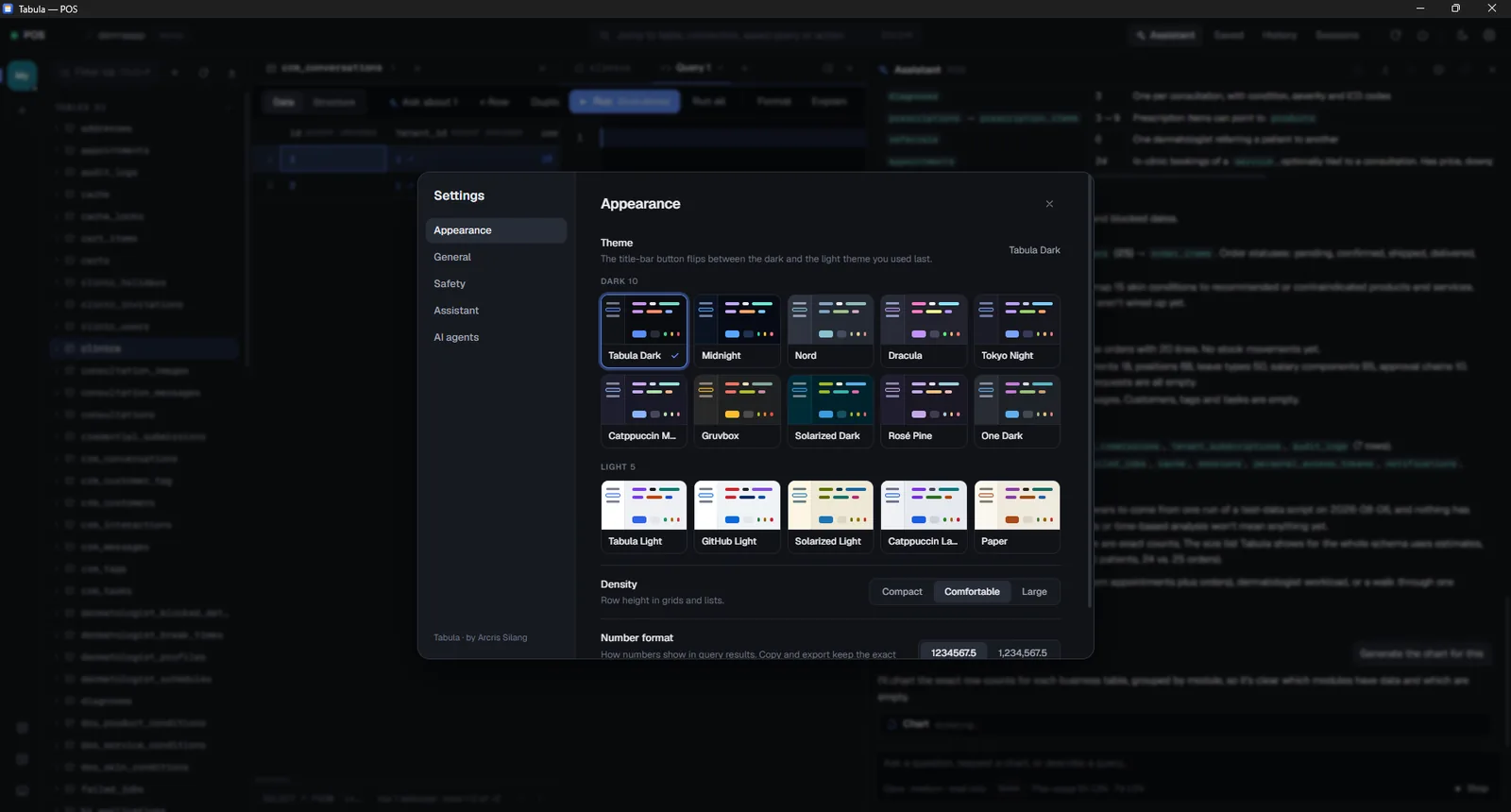 The appearance settings in Tabula, showing ten dark themes and five light ones as small previews, with Tabula Dark selected.